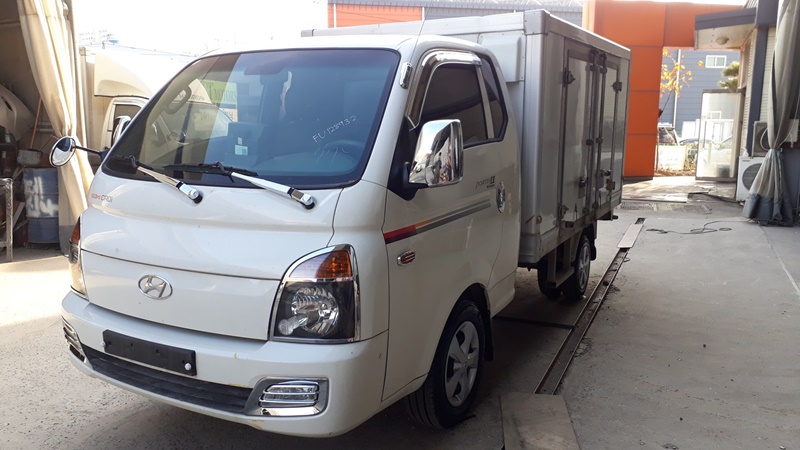 2015 HYUNDAI PORTER II TOP