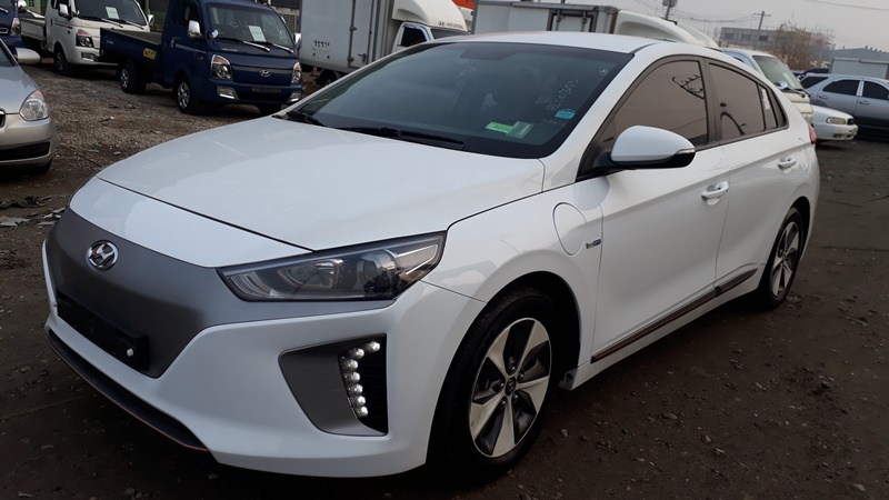 2017 HYUNDAI IONIQ 